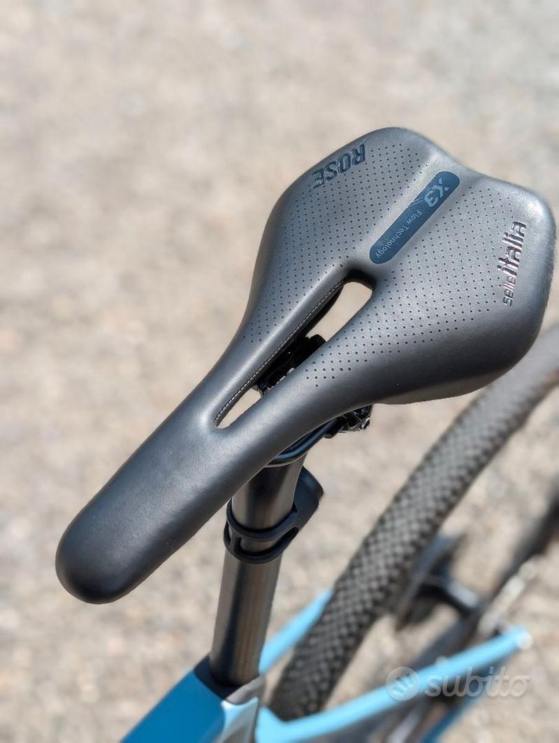 Used Selle Italia X3 Flow 2024 Saddles & Seatposts