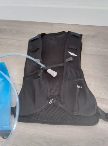 Käytetty Volume Kiprun Gilet de trail bike — kuva 1 / 8