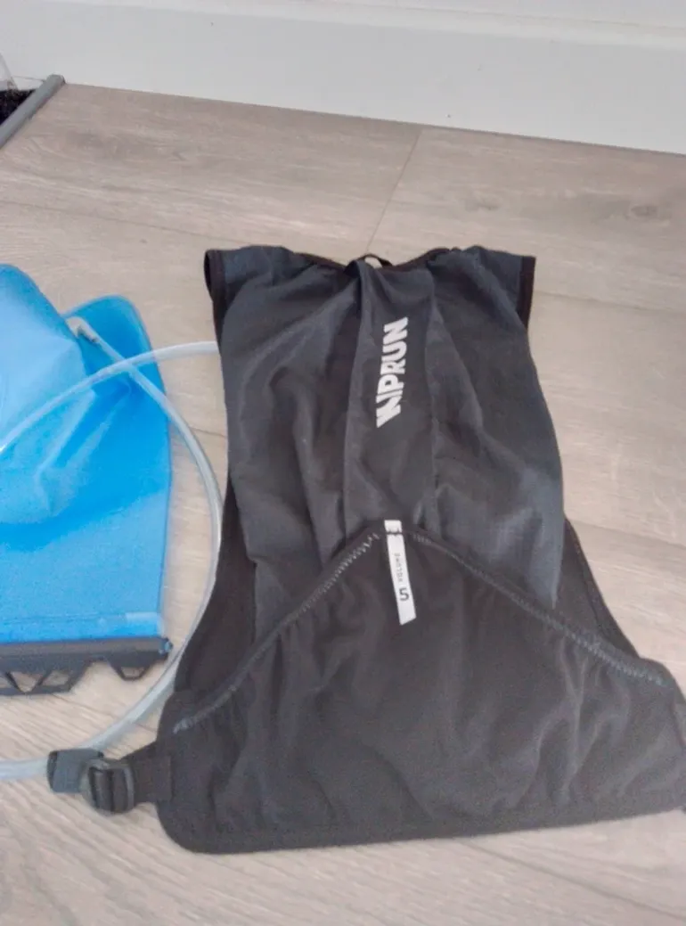 Käytetty Volume Kiprun Gilet de trail bike — kuva 2 / 8