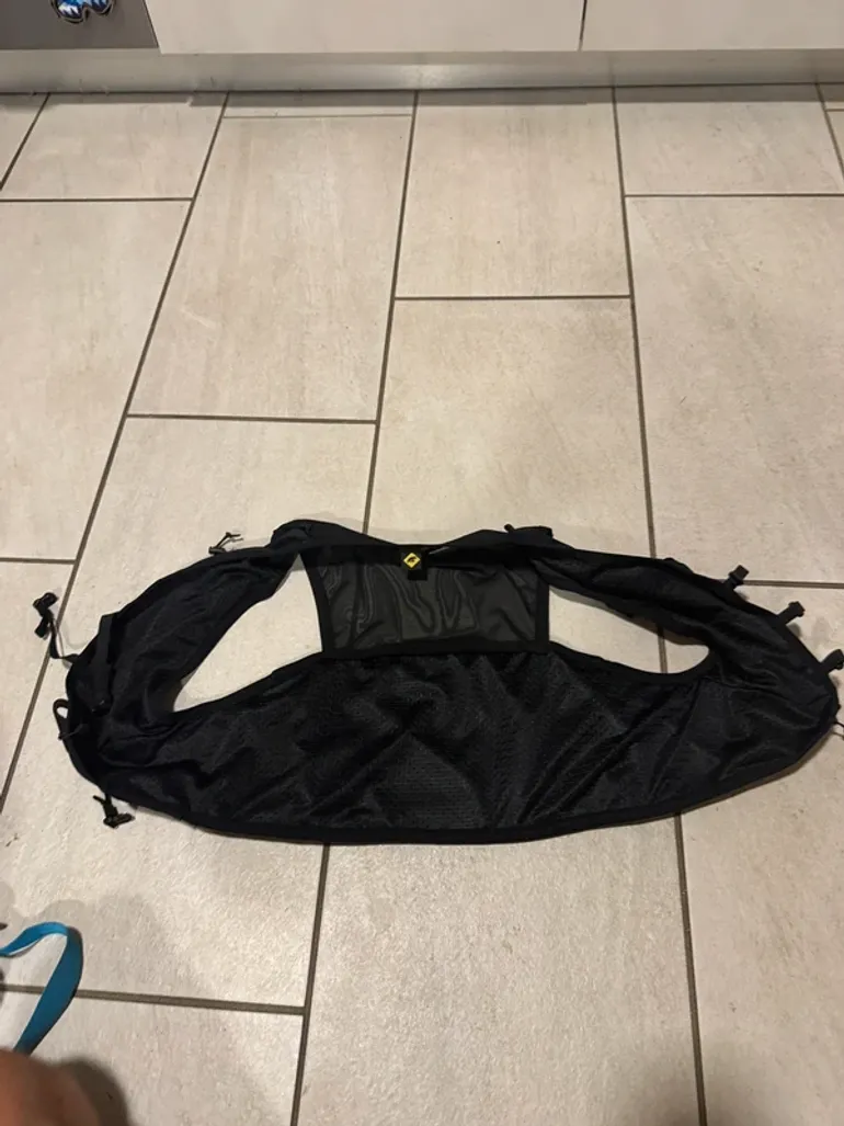 Used Ghost Vest 4 bike — image 2 of 4