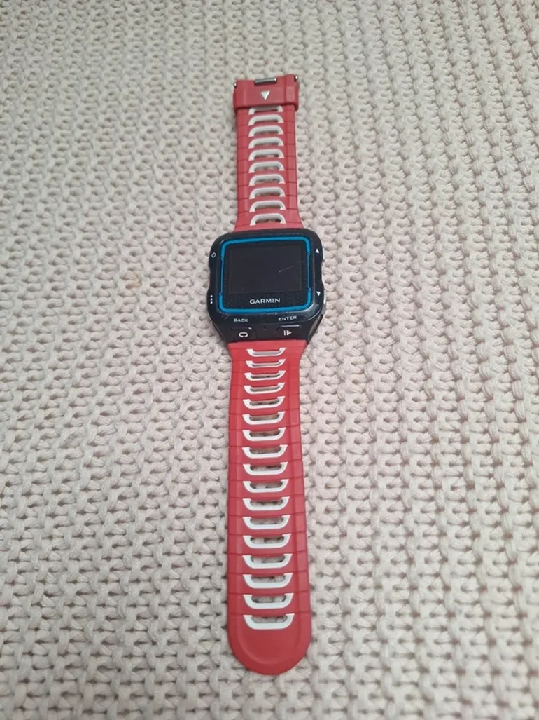 Used Garmin Forerunner 920XT bike — image 2 of 5