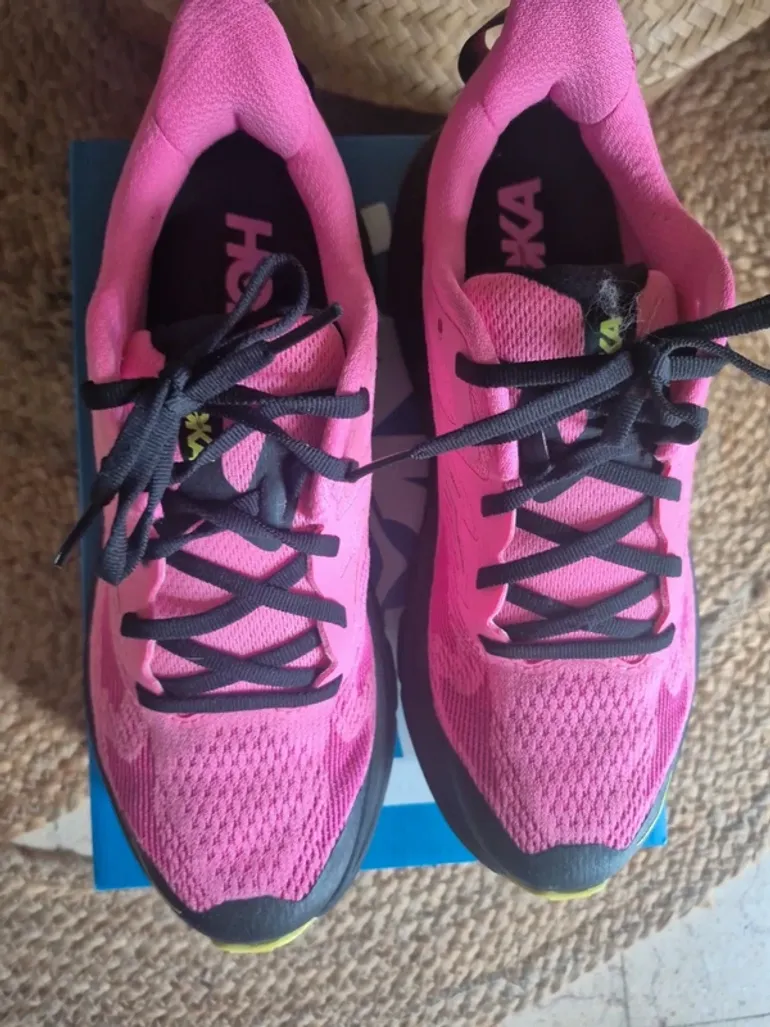 Used Hoka Challenger bike — image 2 of 6