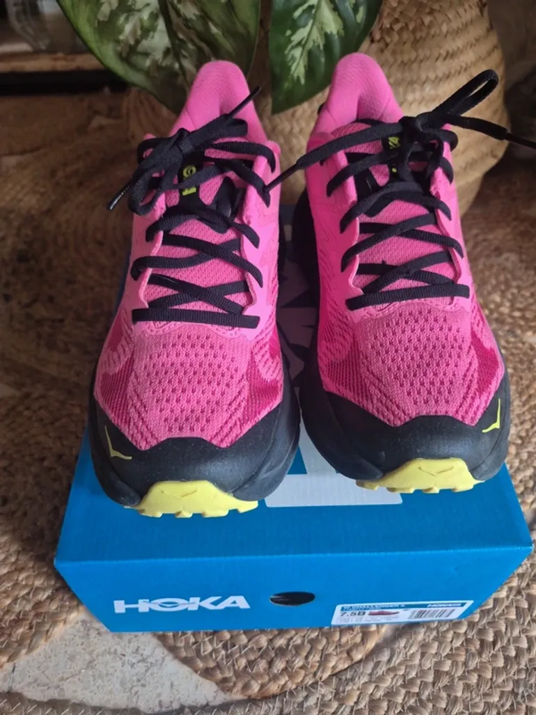Used Hoka Challenger bike — image 1 of 6
