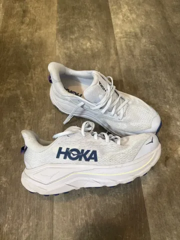 Used Hoka Challenger 8 bike — image 1 of 5