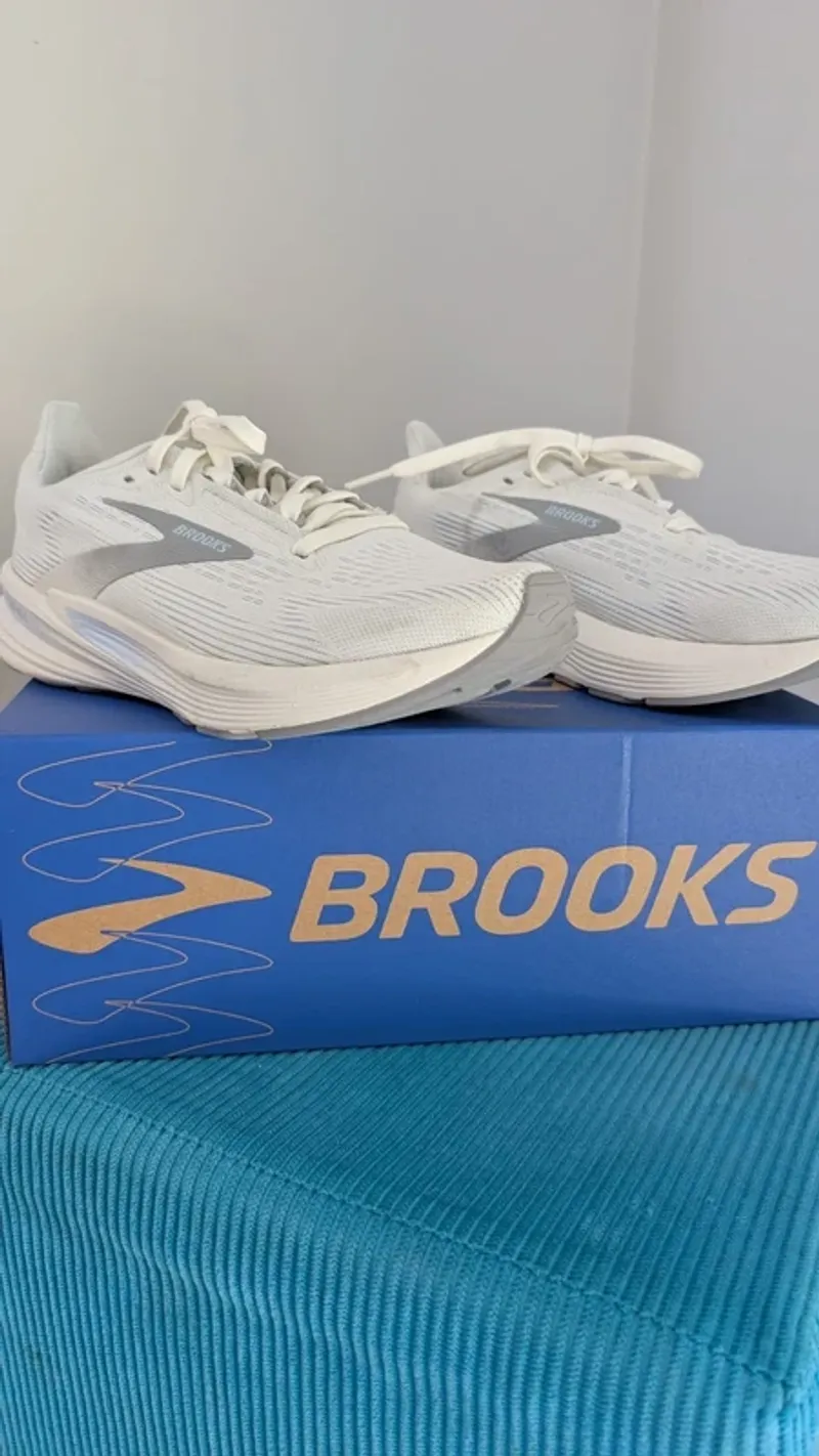 Used Brooks Running Shoes Running Shoes