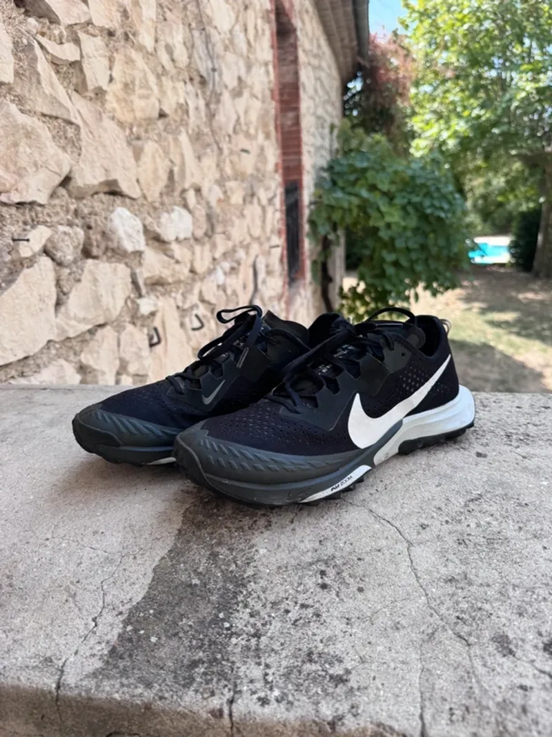 Used Felt Trail Terra Kiger Running Shoes