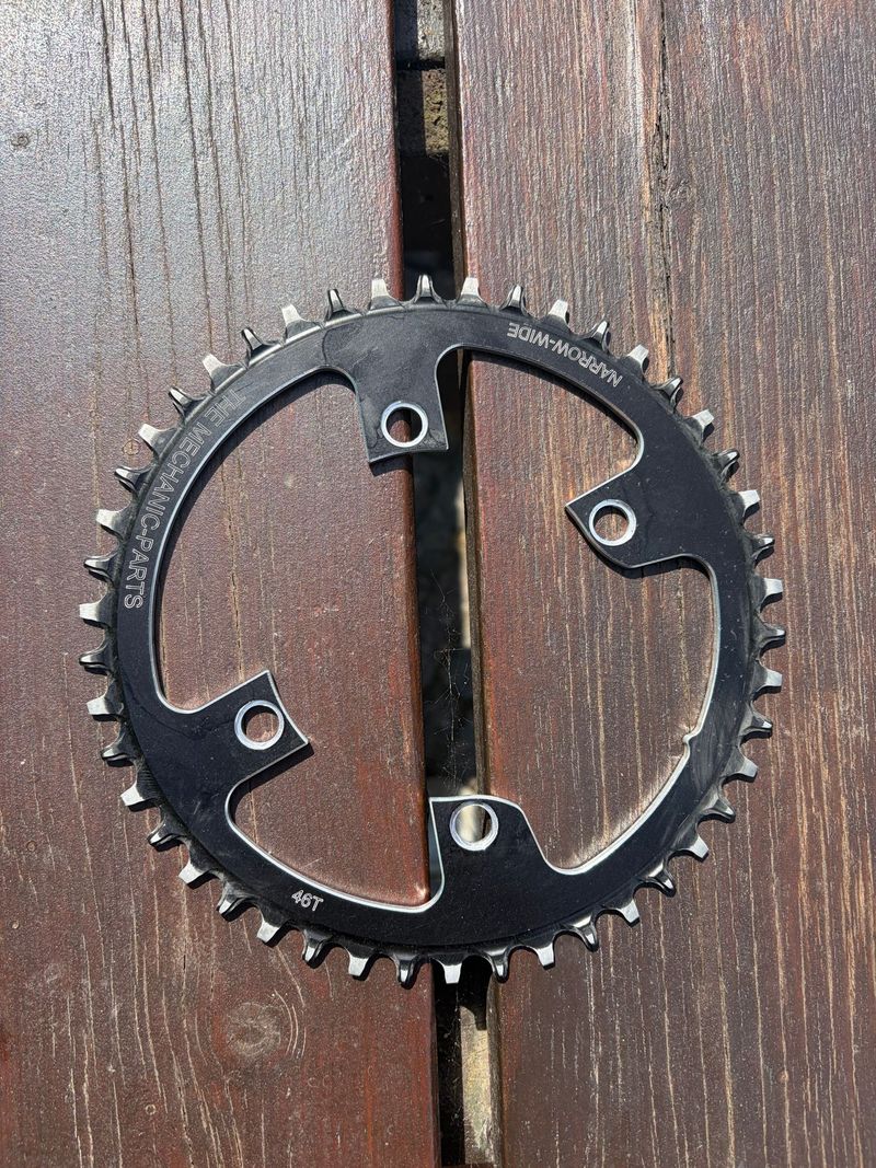 Used the mechanic parts 46t Chainring Drivetrain & Pedals