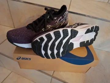 Used Asics Gel-Kayano 28 MK bike — image 2 of 7