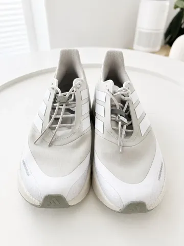Używany Adidas Ultraboost Light bike — zdjęcie 1 z 5
