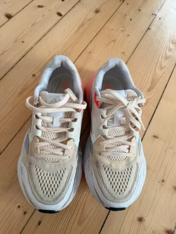 Used Adidas Adistar bike — image 2 of 5