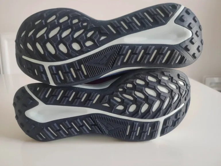 Used Nike Junipero Trail 2 GTX bike — image 15 of 15