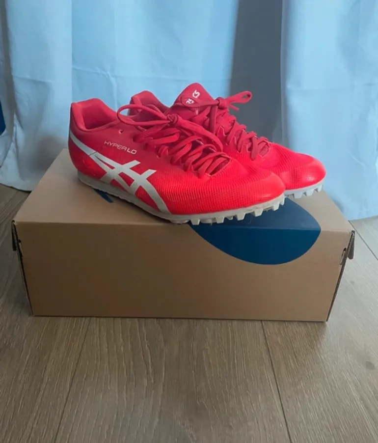 Asics Track Spikes (Pointe d'athlétisme) bike usato — immagine 1 di 6