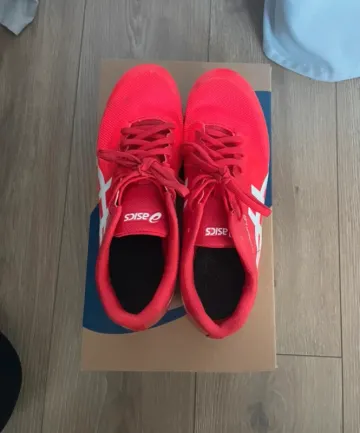 Asics Track Spikes (Pointe d'athlétisme) bike usato — immagine 4 di 6
