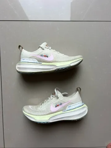 Tweedehands Nike Invincible 3 bike — afbeelding 1 van 9