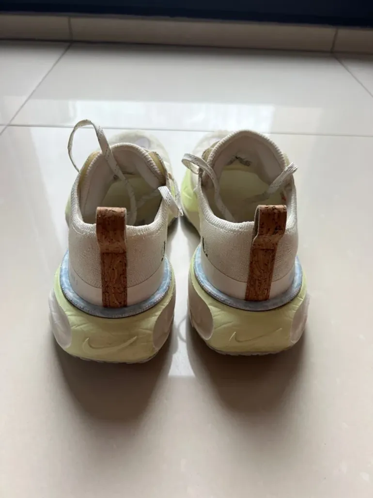 Tweedehands Nike Invincible 3 bike — afbeelding 4 van 9