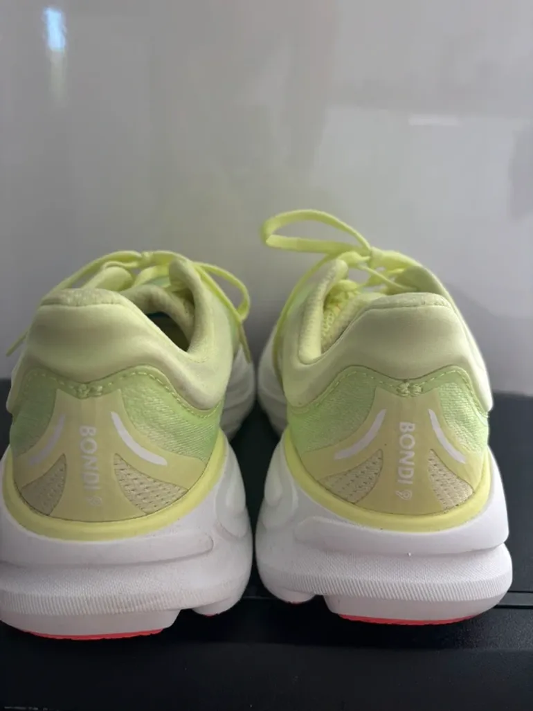 Used Hoka Bondi 9 bike — image 3 of 6