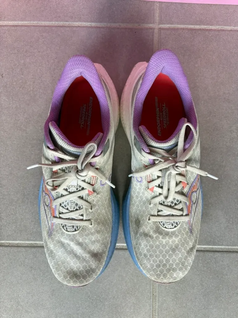 Used Saucony Endorphin Speed 5 bike — image 3 of 4