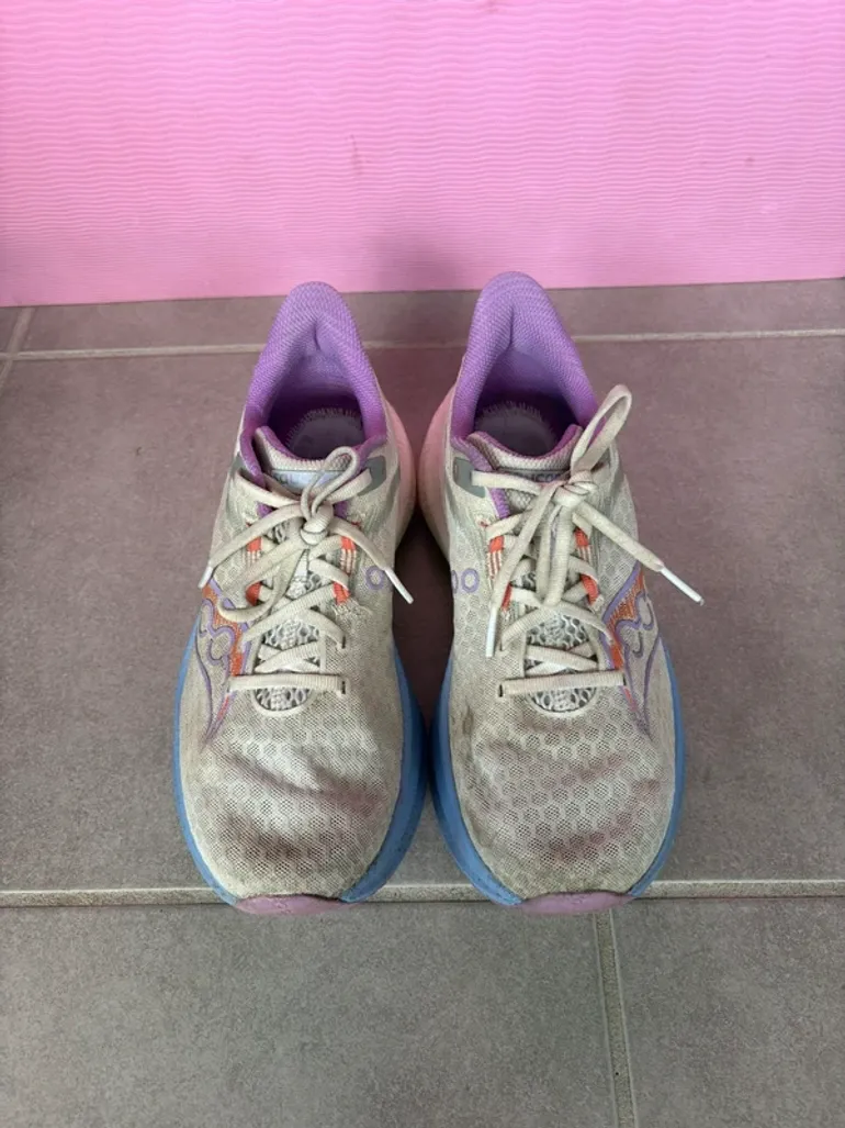 Used Saucony Endorphin Speed 5 bike — image 2 of 4
