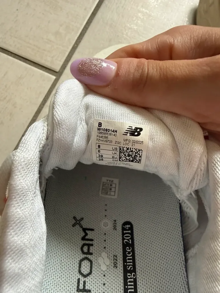 Used New Balance Fresh Foam 1080 bike — image 9 of 11
