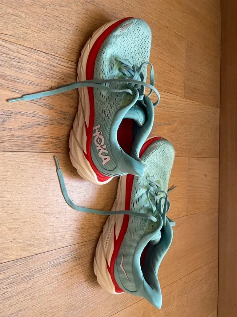 Used Hoka Clifton 8 bike — image 5 of 6