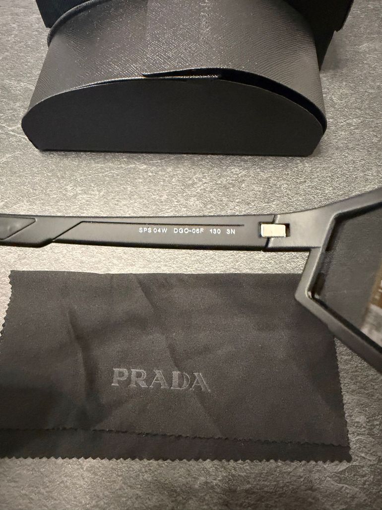 Použité prada Sunglasses bike — obrázek 3 z 4