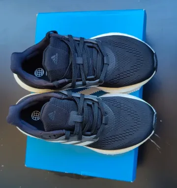 Used Adidas Running Shoes bike — image 6 of 8