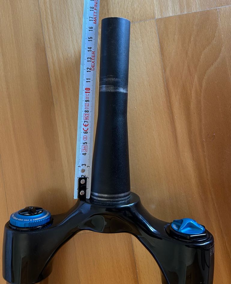 Used Fox 38 Factory Grip 2 Fork bike — image 8 of 11