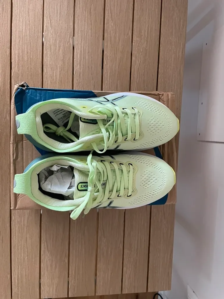 Used Asics Kayano bike — image 4 of 5