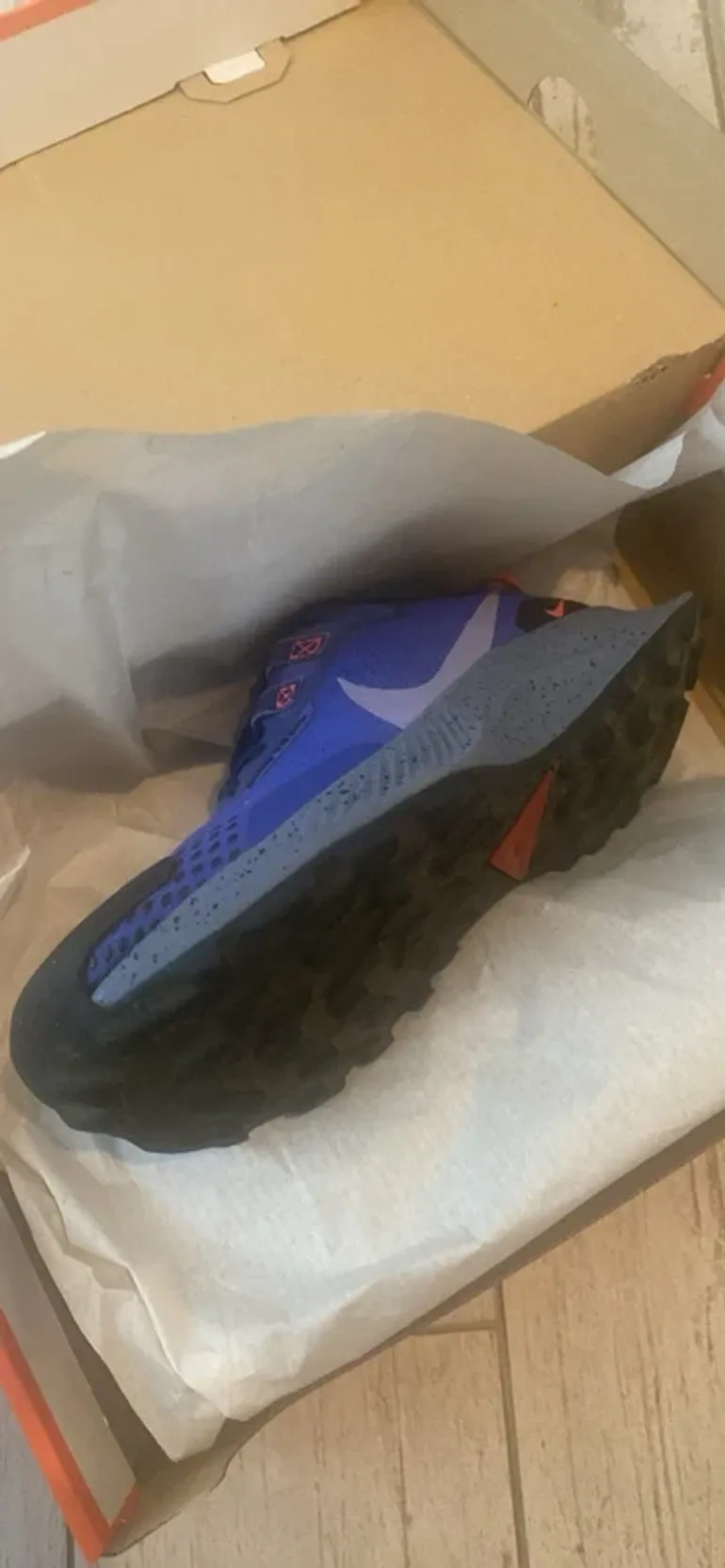 Used Nike Air Zoom Pegasus 36 bike — image 3 of 6