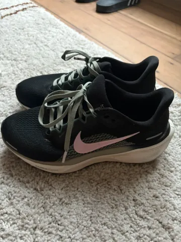 Nike React bike usato — immagine 1 di 4