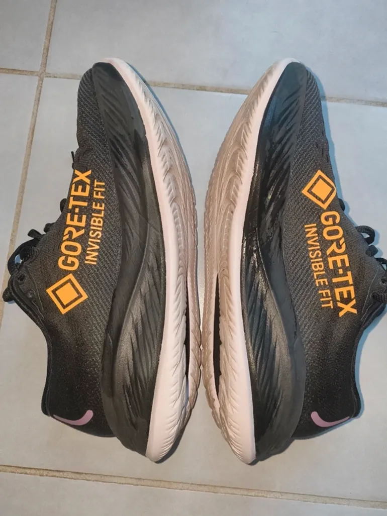 Used Asics Cumulus bike — image 2 of 5