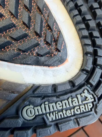 Used Continental Ultraboost bike — image 6 of 9