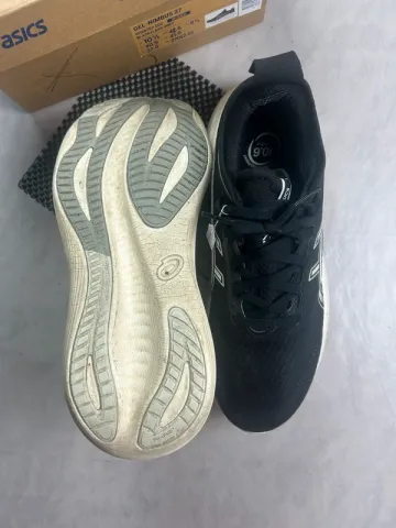Used Asics Gel Nimbus 27 bike — image 6 of 9