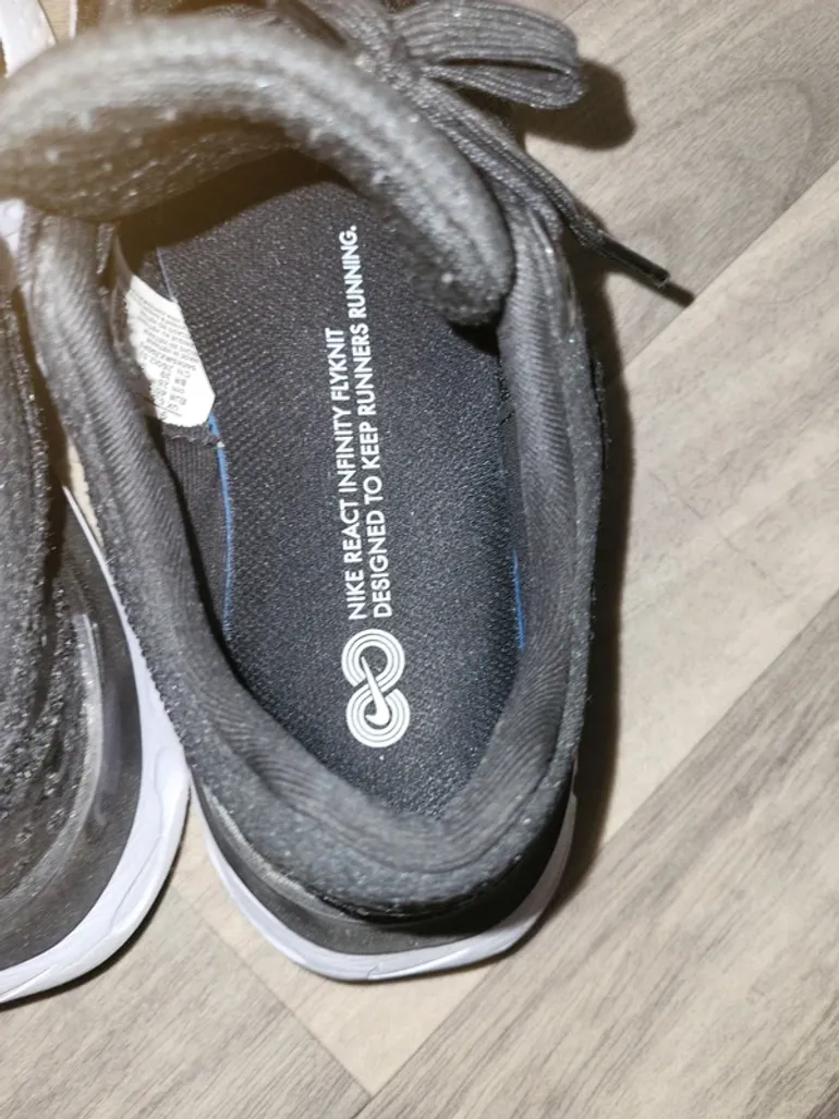 Used Nike React Infinity Flyknit bike — image 2 of 4