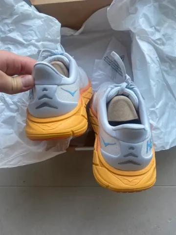 Gebrauchtes Hoka Arahi 6 bike — Bild 5 von 7