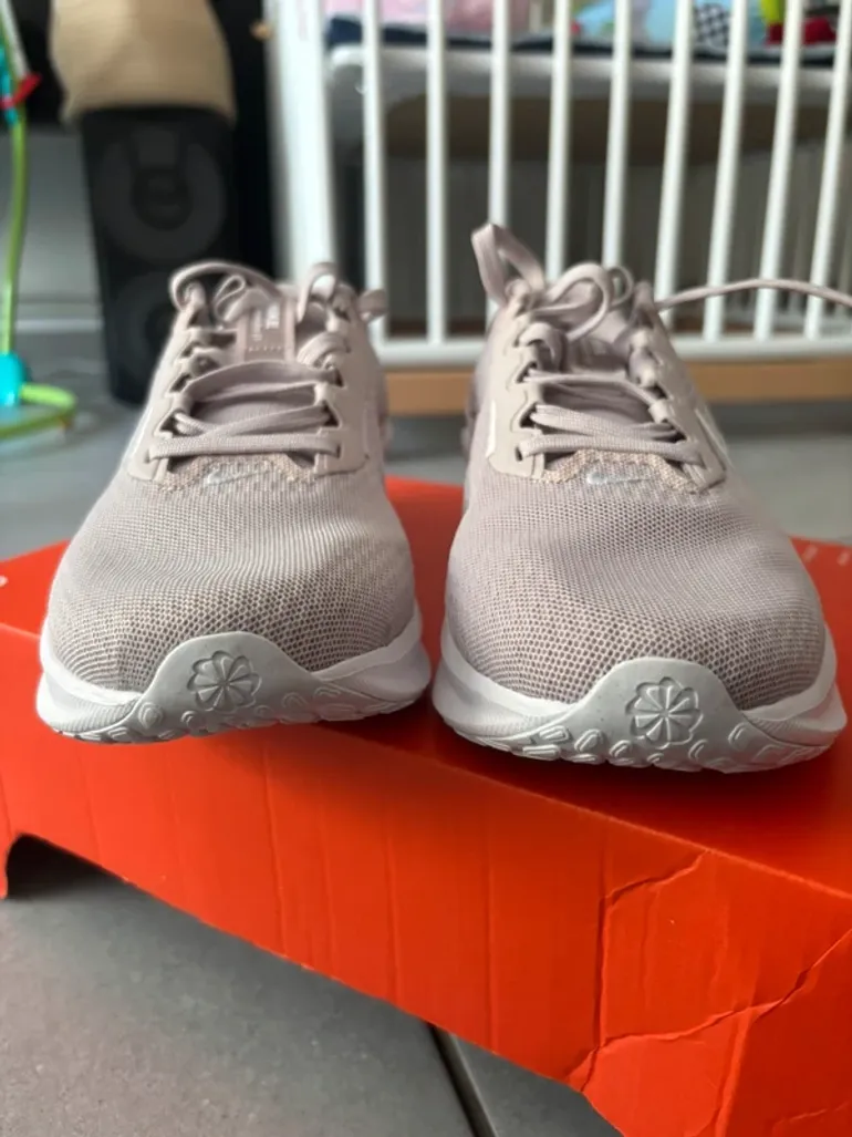 Použité Nike Downshifter 13 bike — obrázek 5 z 9
