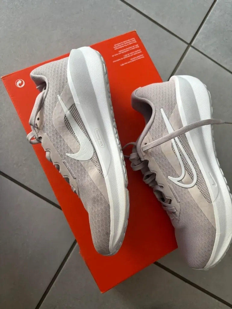 Použité Nike Downshifter 13 bike — obrázek 4 z 9