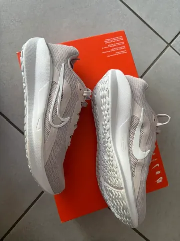 Použité Nike Downshifter 13 bike — obrázek 3 z 9