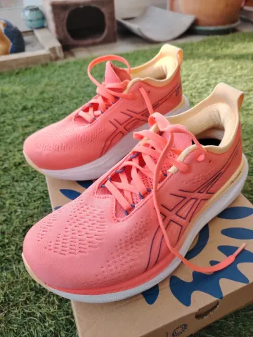 Used Asics Gel Nimbus bike — image 4 of 8