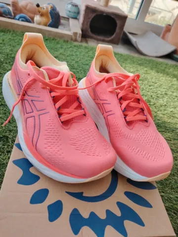 Used Asics Gel Nimbus bike — image 1 of 8