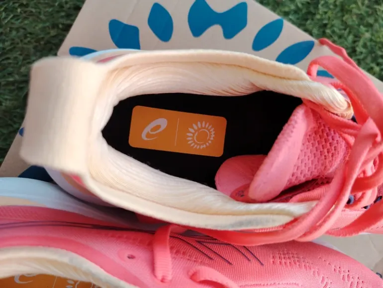 Used Asics Gel Nimbus bike — image 5 of 8