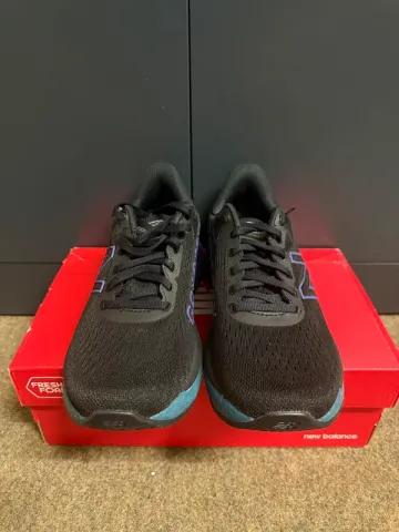 Used New Balance Laufschuh Damen Gore-Tex bike — image 2 of 4