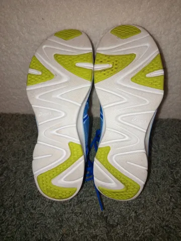 Used Asics Gel-Fit Sana bike — image 2 of 5
