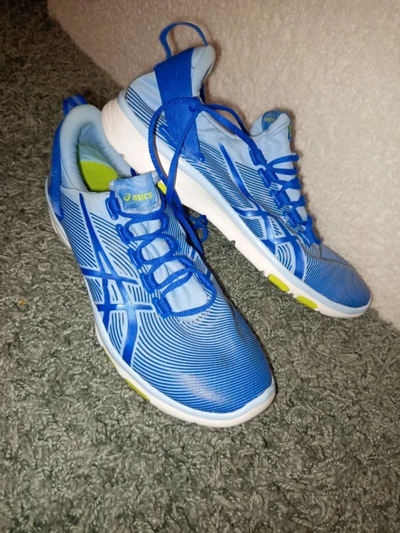 Used Asics Gel-Fit Sana Running Shoes