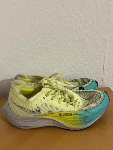 Used Nike Vaporfly Next% 2 bike — image 1 of 3