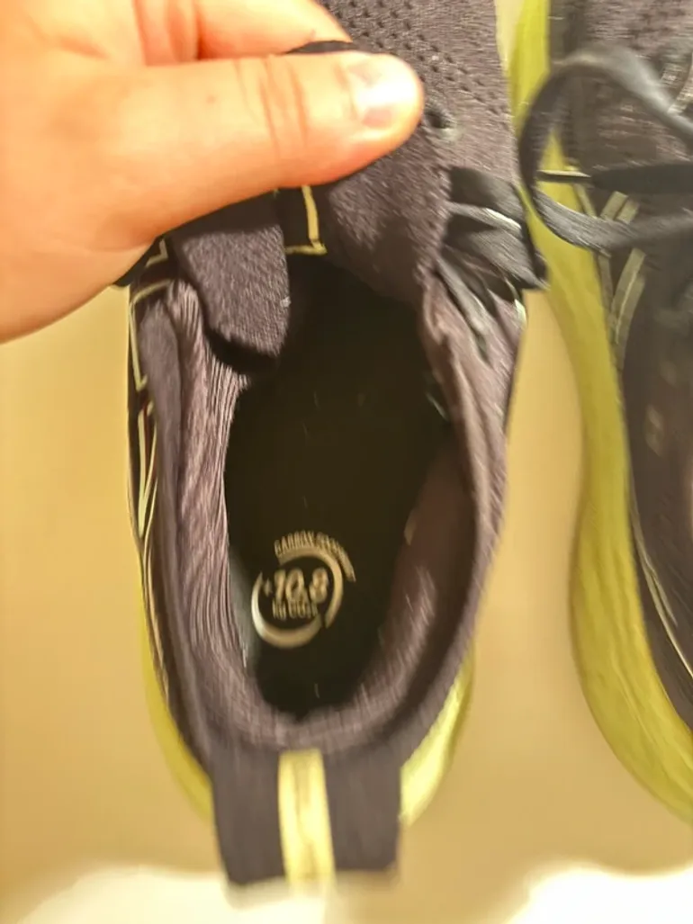 Used Asics Gel-Nimbus 26 bike — image 6 of 8