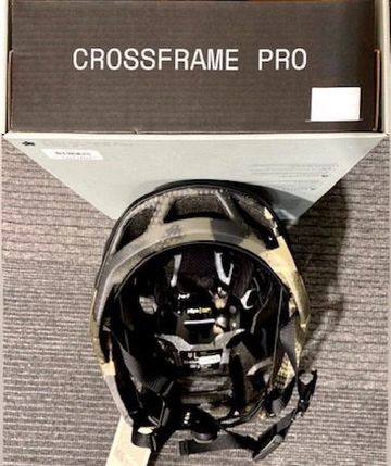 Fox Racing Crossframe Pro Helmet bike usato — immagine 3 di 3