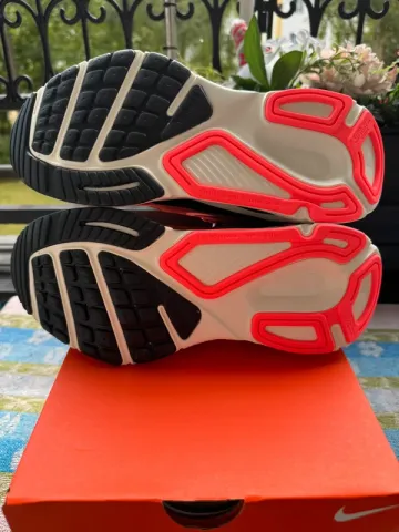 Used Nike Structure Plus bike — image 5 of 5