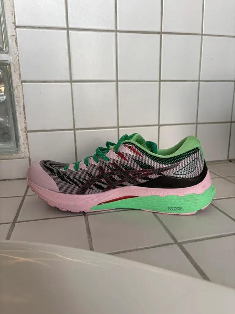 Used Asics FN3-S Gel Kayano 28 bike — image 2 of 8