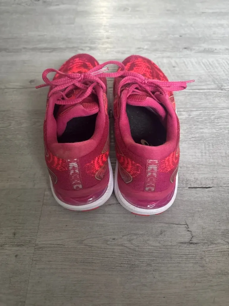 Used Asics Gel Cumulus 23 bike — image 4 of 6